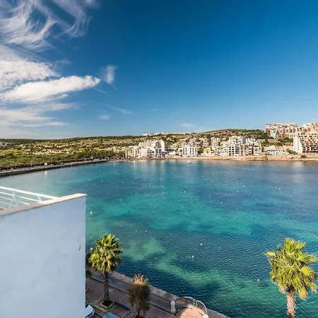 Getawaysmalta - Blue Harbour Seafront Self-catering Holiday Penthouse St Paul's St Paul's Bay