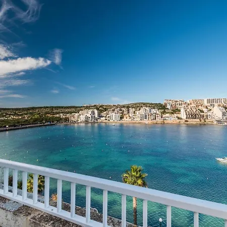 Getawaysmalta - Blue Harbour Seafront Self-catering Holiday Penthouse St Paul's Apartamento *